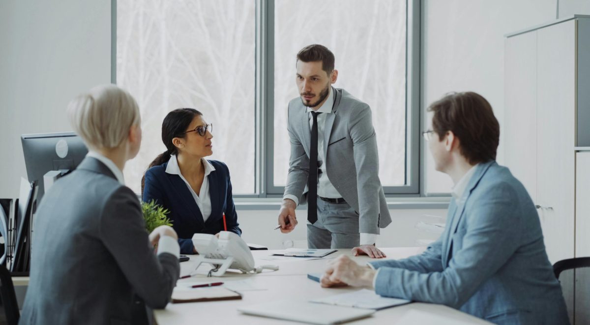 Best Online Business Ideas for Beginners with Low Investment